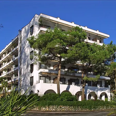 Aparthotel Al Lago.80 Locarno